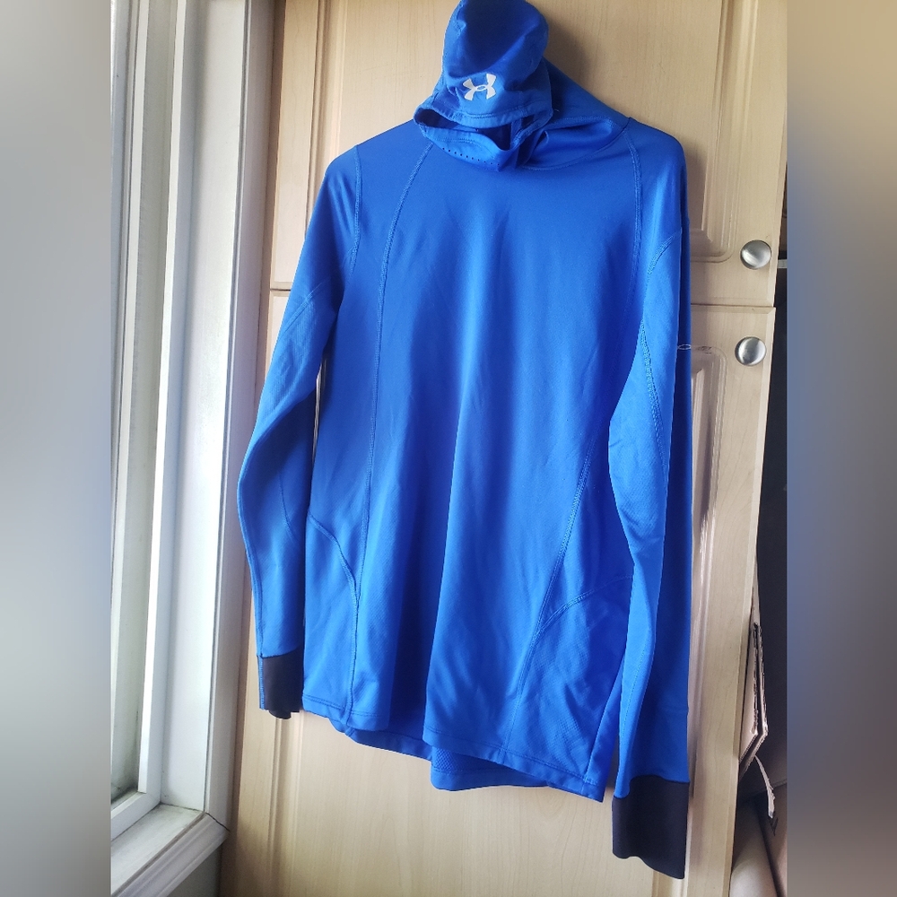 Under Armour Blue Long Sleeve Hoodie Medium